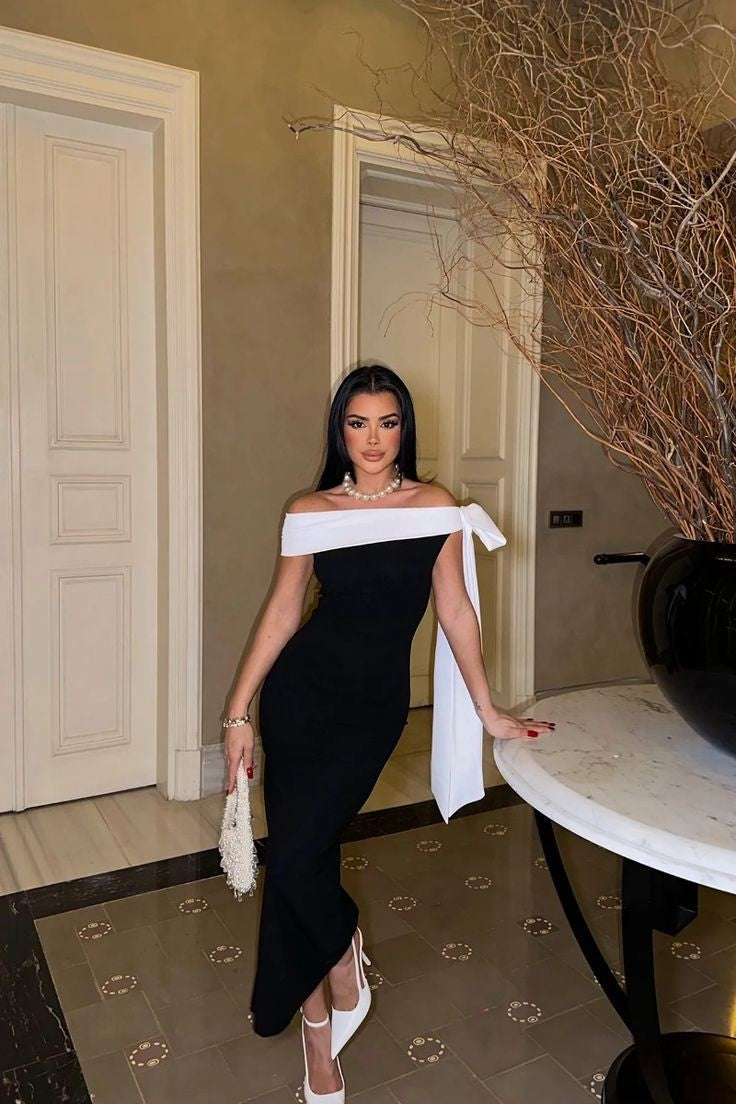 Noir Belle Midi Dress